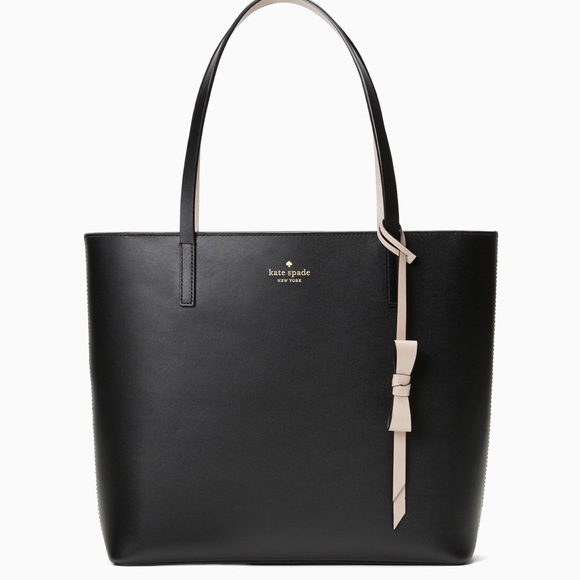 kate spade Handbags - ♠️ Kate Spade Tote